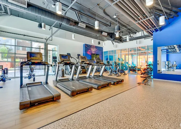 Apartment Boulevard Modern 1br Asu Pool Gym 09